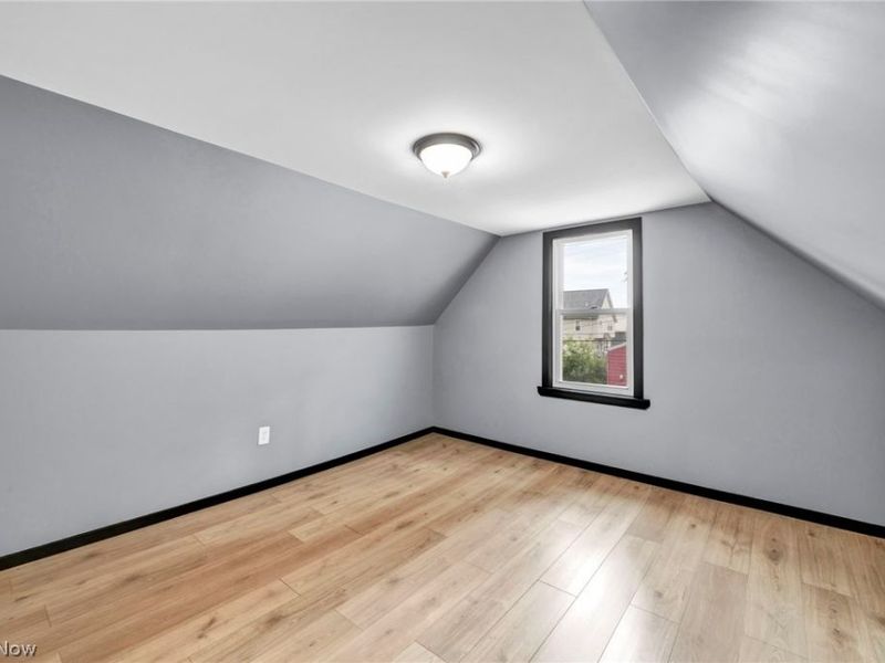7041 Roy Avenue, Cleveland, OH 44104 Photo 31