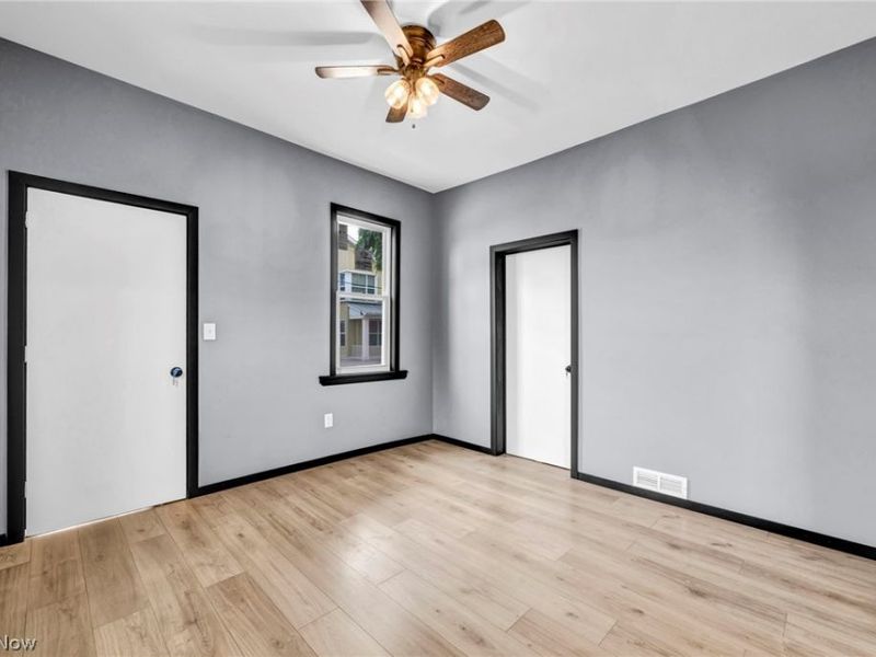7041 Roy Avenue, Cleveland, OH 44104 Photo 9