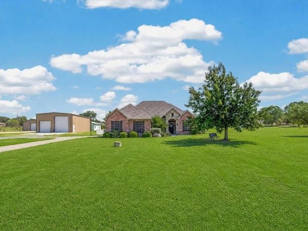 152 Savannah Drive, Weatherford, TX 76087