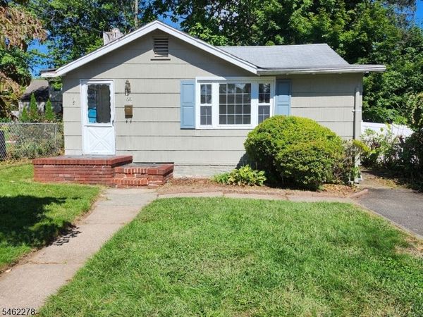 68 Glenwood Ave, Parsippany-Troy Hills, NJ 07034