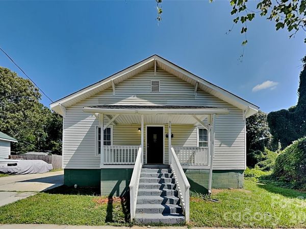 318 Bruce Avenue , Mooresville, NC 28115
