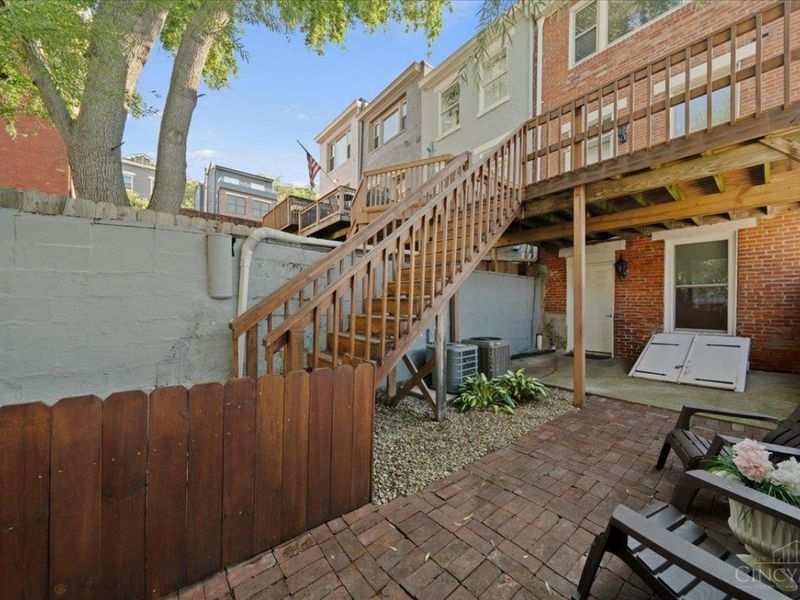 1619 Mansfield Street, Cincinnati, OH 45202 Photo 37