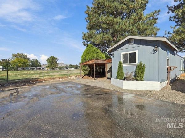1508 E Main Street, Unit 22, Emmett, ID 83617