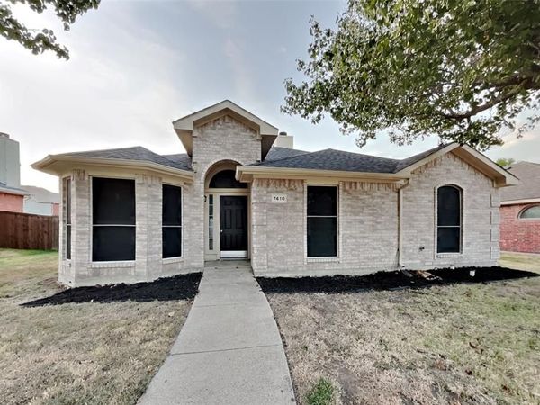 7410 Airline Drive, Rowlett, TX 75089