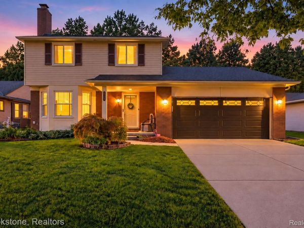 13162 Beresford Drive, Sterling Heights, Mi 48313