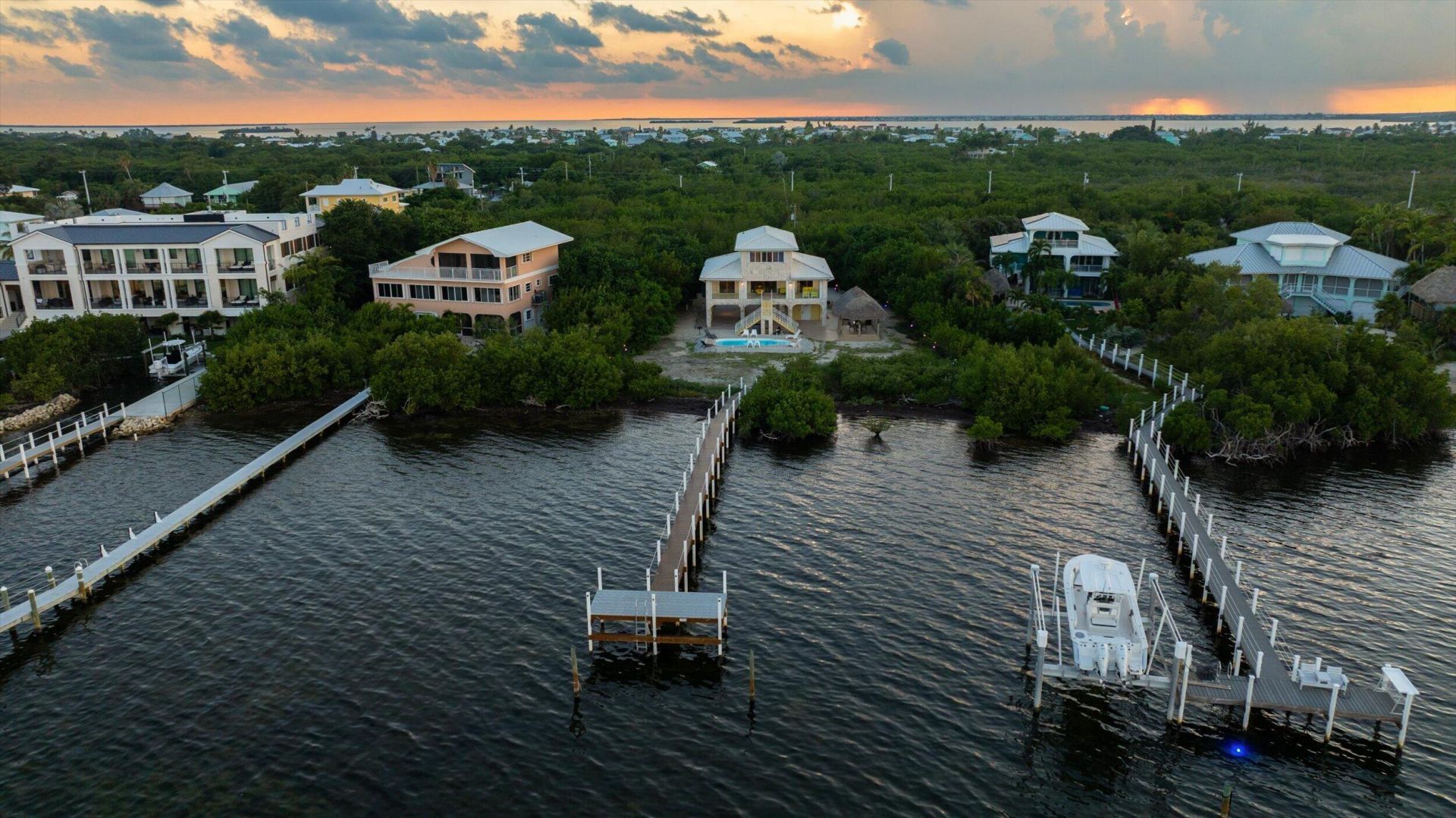 481 E Shore Drive, Unit 481 E Shor, Summerland Key, FL 33042 Photo