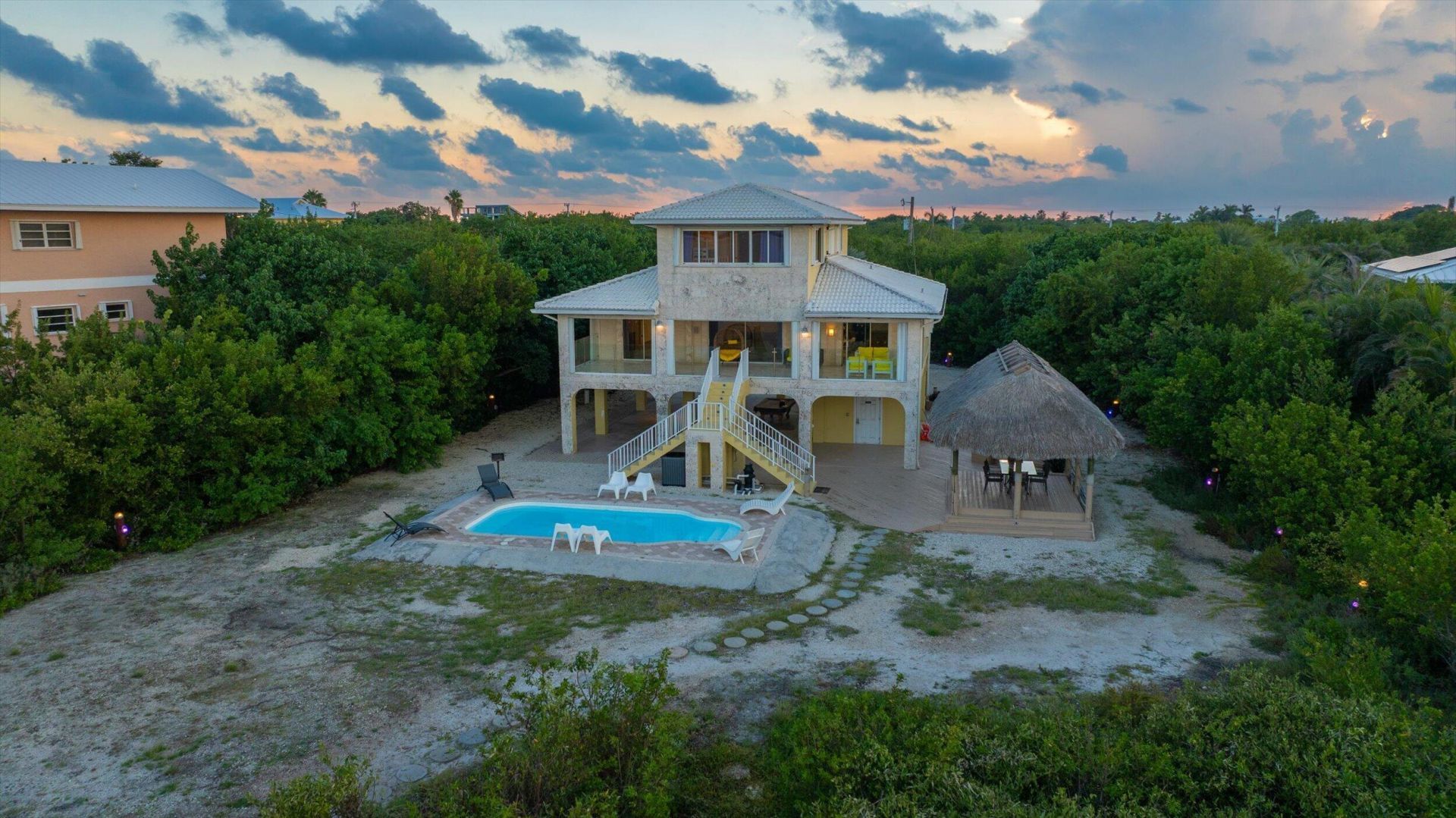 481 E Shore Drive, Unit 481 E Shor, Summerland Key, FL 33042 Photo
