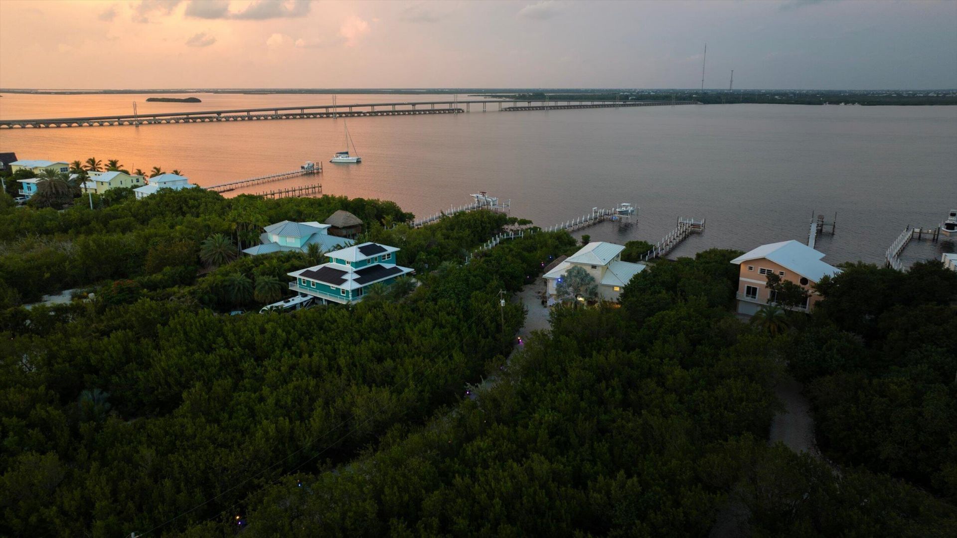 481 E Shore Drive, Unit 481 E Shor, Summerland Key, FL 33042 Photo