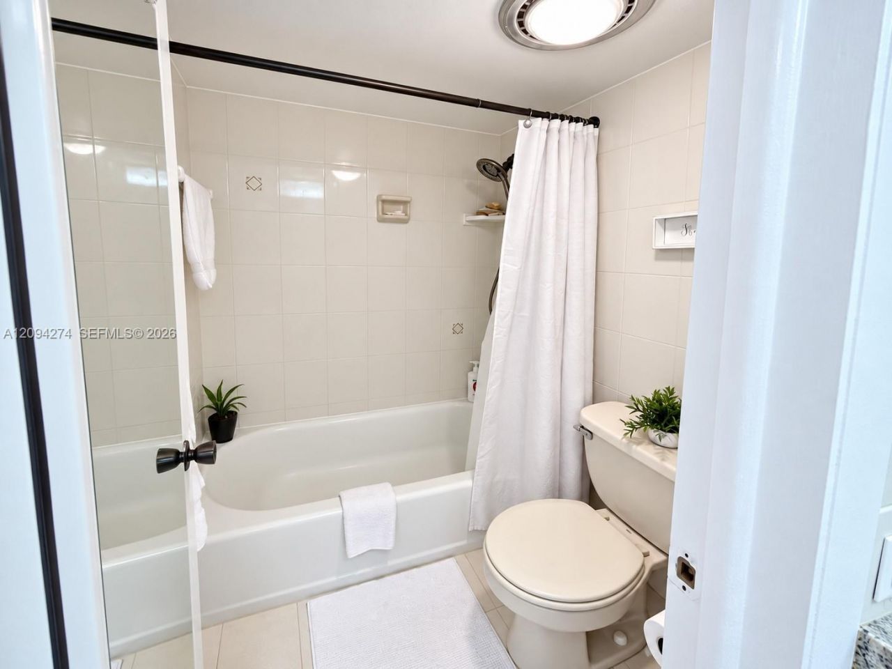 10425 SW 112th Ave , Unit 220, Miami, FL 33176 Photo