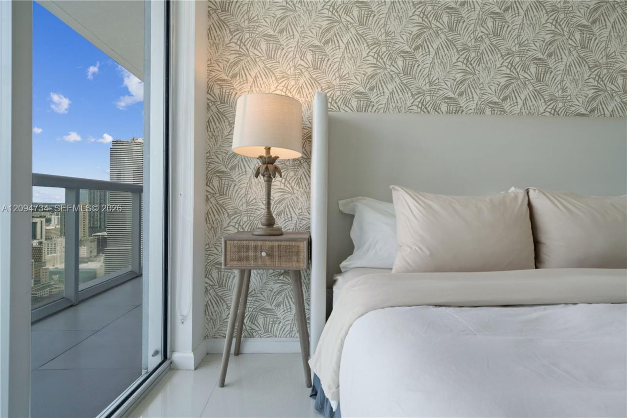 485 Brickell Ave , Unit 3904, Miami, FL 33131 Photo