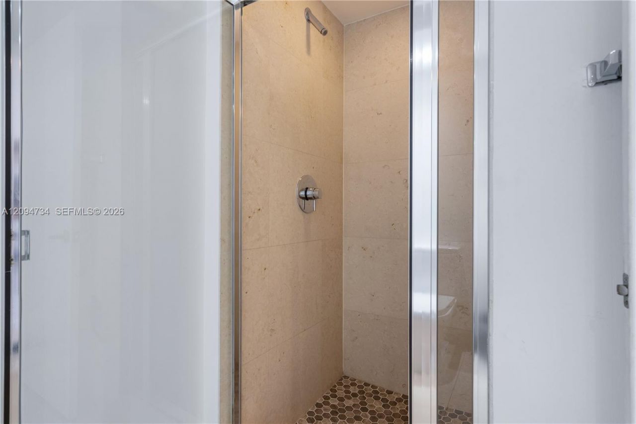 485 Brickell Ave , Unit 3904, Miami, FL 33131 Photo