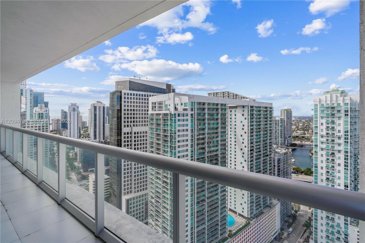 485 Brickell Ave , Unit 3904, Miami, FL 33131 Photo