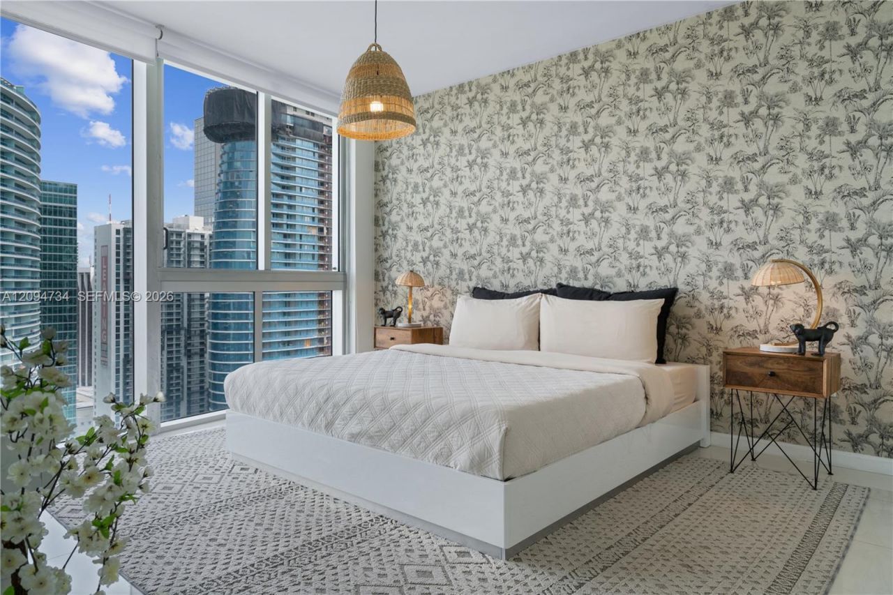 485 Brickell Ave , Unit 3904, Miami, FL 33131 Photo