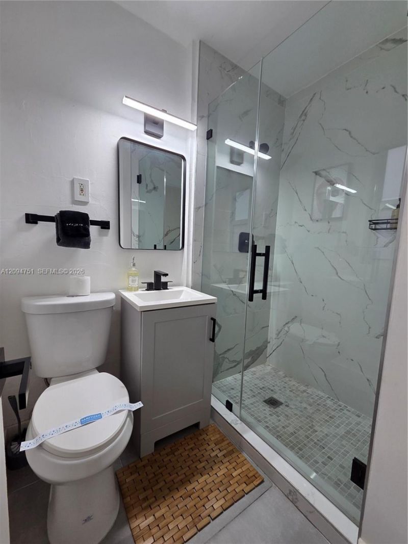 1044 NW 64th St , Miami, FL 33150 Photo