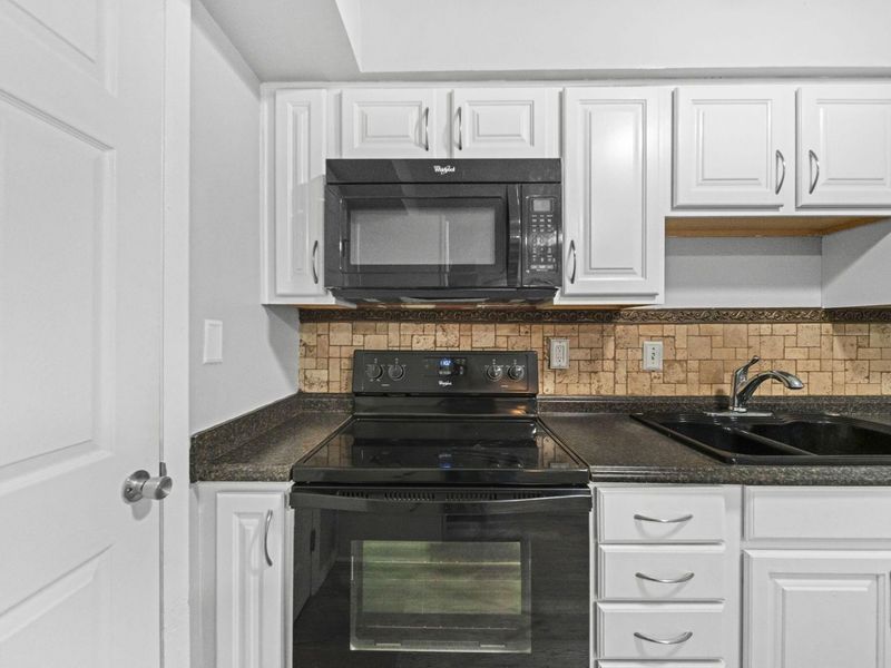 5400 Bleaker Avenue, Columbus, OH 43232 Photo 12