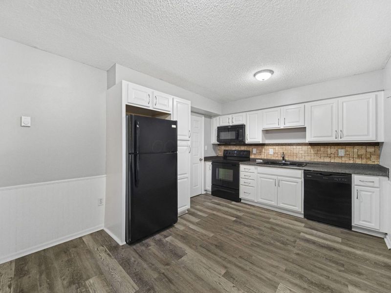 5400 Bleaker Avenue, Columbus, OH 43232 Photo 8