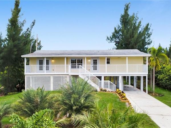 3485 Citrus ST, ST. JAMES CITY, FL 33956