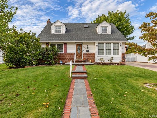 561 Parker Avenue, Levittown, NY 11756