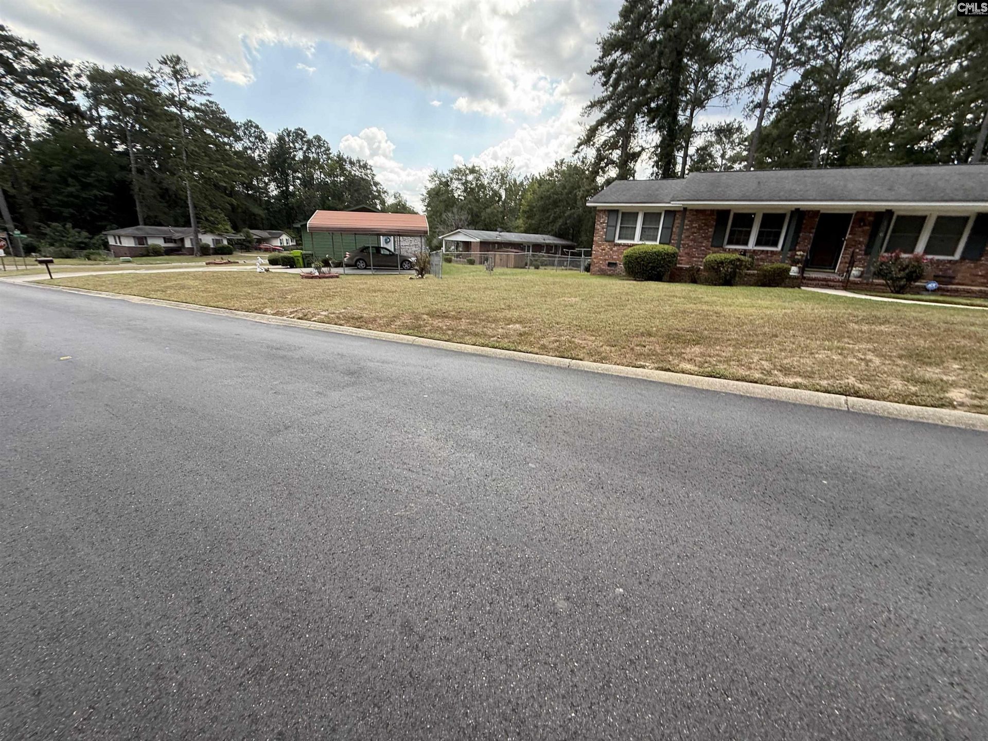 105 Saddlefield Road Photo 11