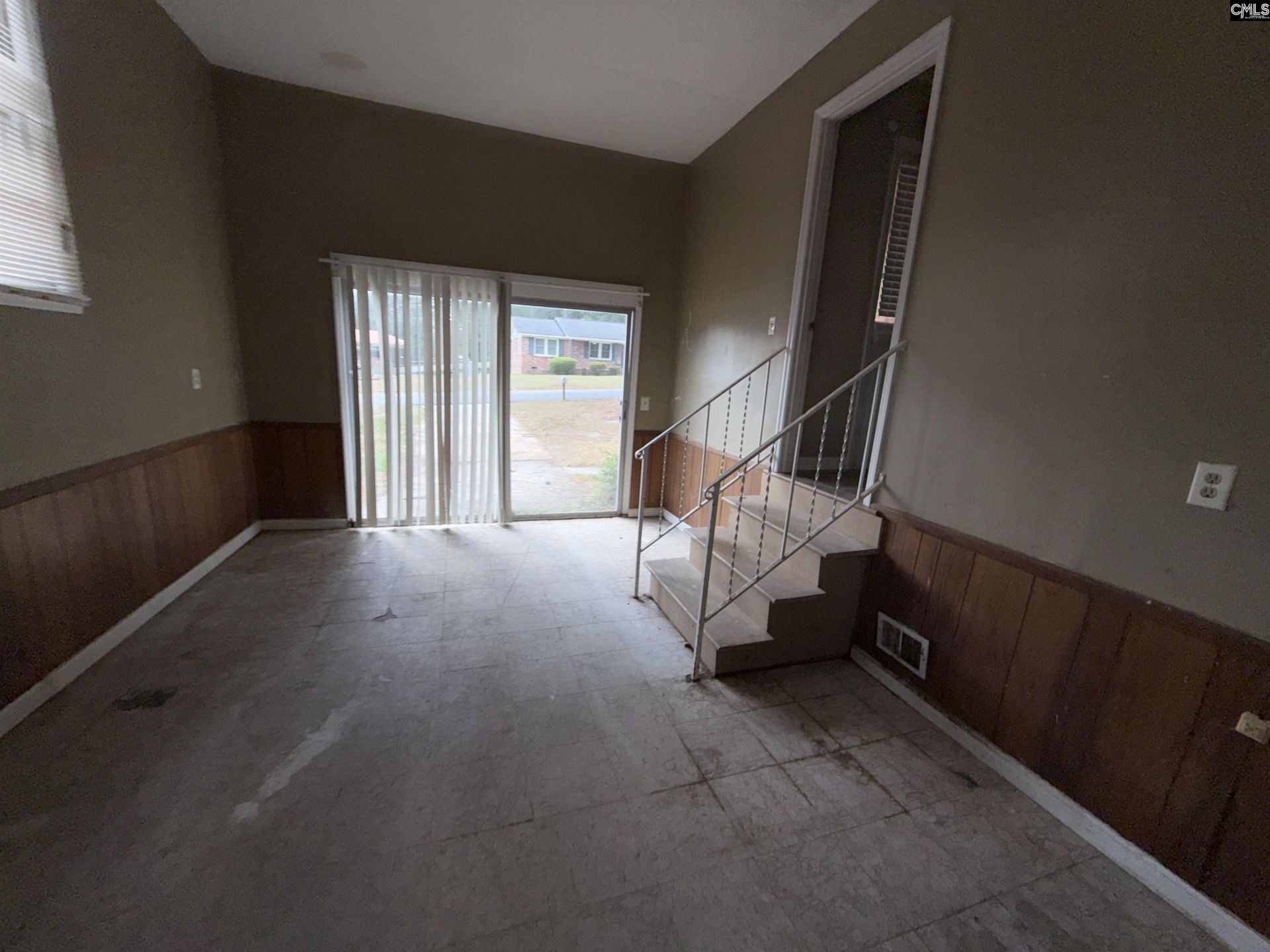 105 Saddlefield Road Photo 13