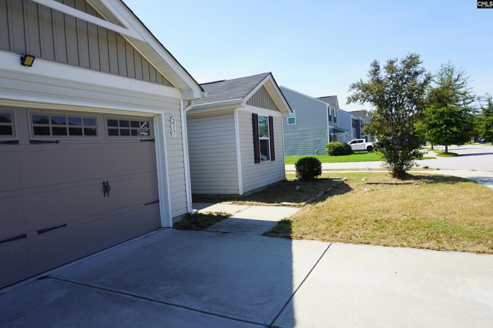 217 Council Loop  Photo 4