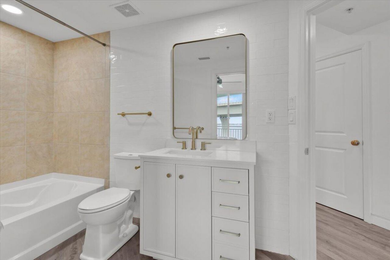 415 NW Flagler Avenue, Stuart, FL 34994 Photo