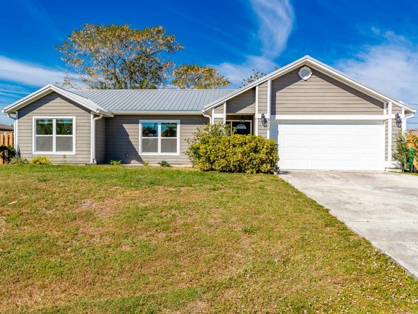 4268 SW JARED Street, Port St. Lucie, FL 34953
