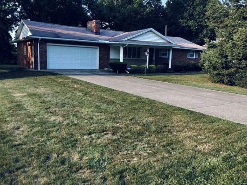 4825 Edinderry Drive NW, Canton, OH 44708 Photo 1