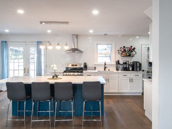 16 Thayer Street, Worcester, MA 01603