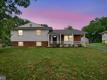 726 N WATFORD COURT, STERLING, VA 20164
