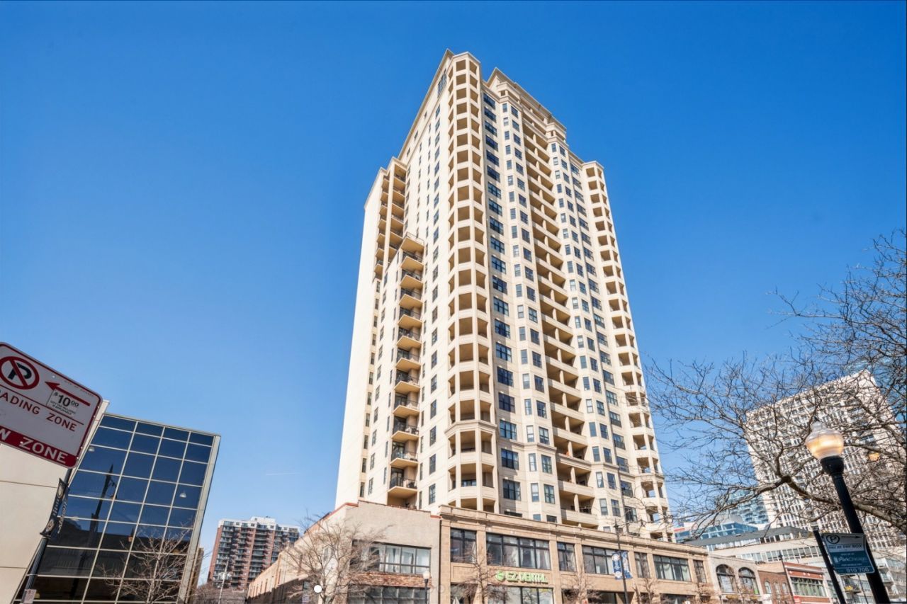 1464 S Michigan Avenue, Unit 1008, Chicago, IL 60605 Main Photo