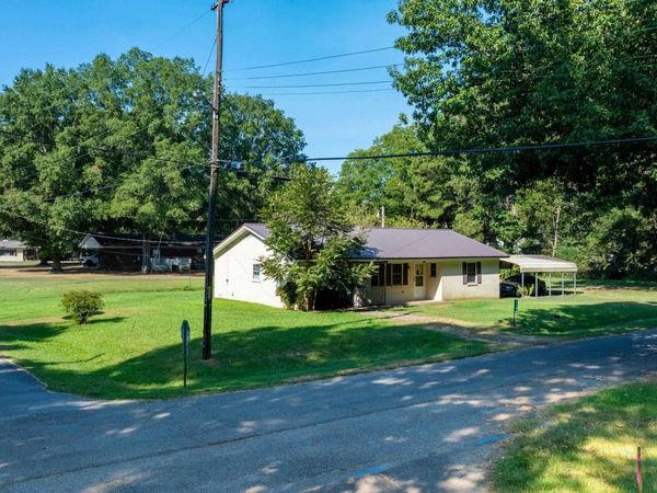 402 W Barnett Street, Kensett, AR 72082