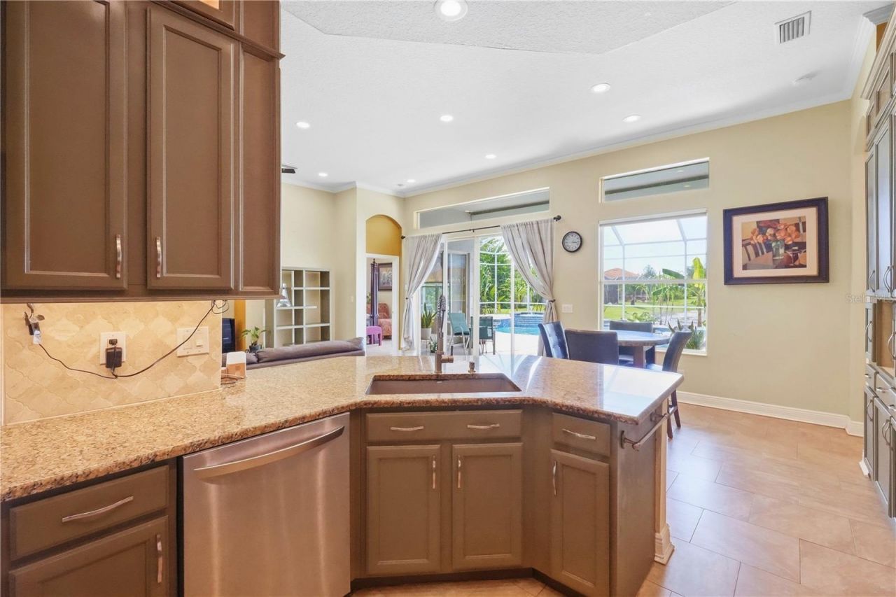 6158 47th St E, Bradenton, FL 34203 Photo