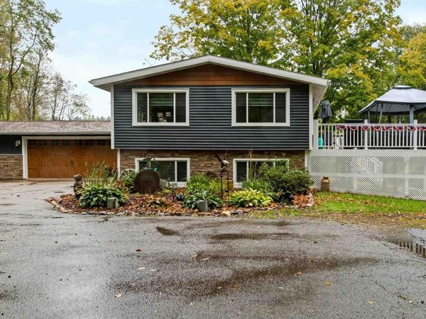 N7826 4TH STREET, Eland, WI 54427