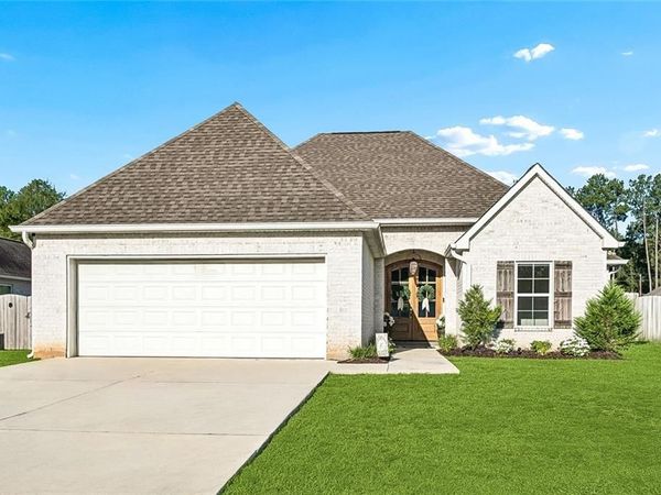 72425 HOMESTEAD Street , Covington, LA 70435