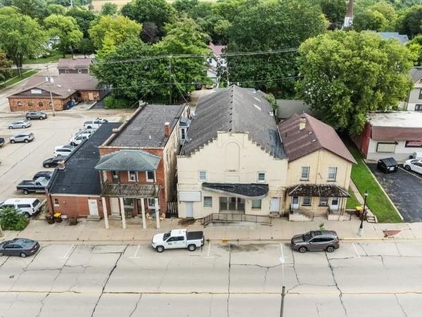 520 Main Street, PECATONICA, IL 61063