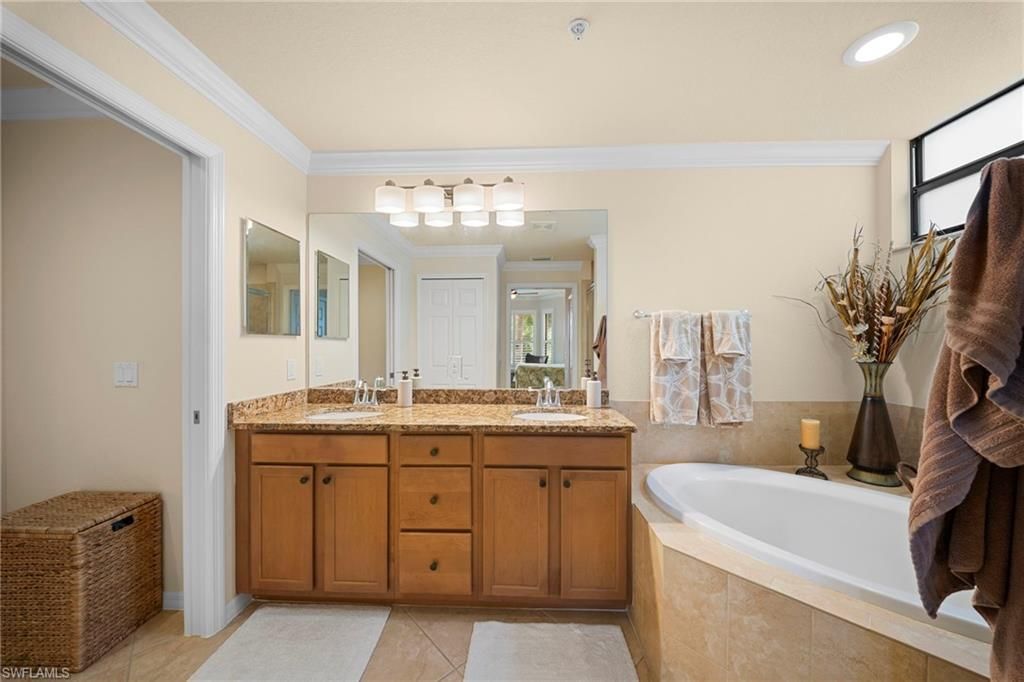 10026 Siesta Bay Dr , Unit 9111, Naples, FL 34120 Photo