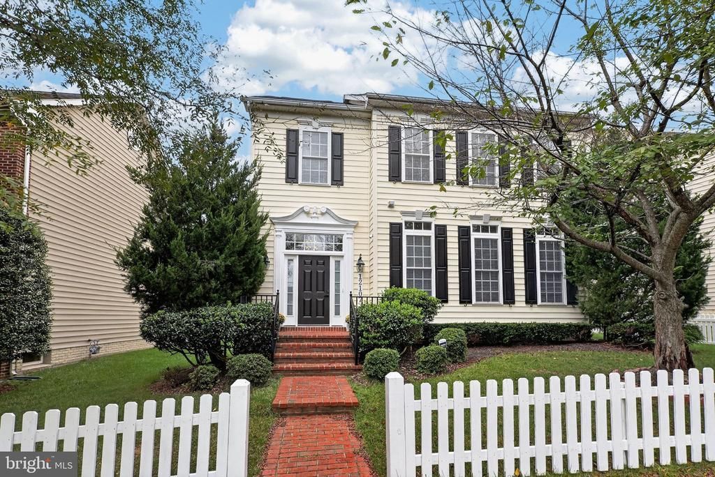12107 MAGNOLIA PARK PLACE, CLARKSBURG, MD 20871