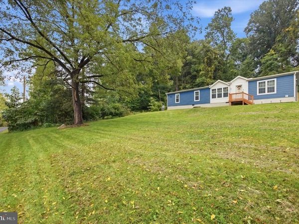 136 CHARLOTTE LANE, COATESVILLE, PA 19320