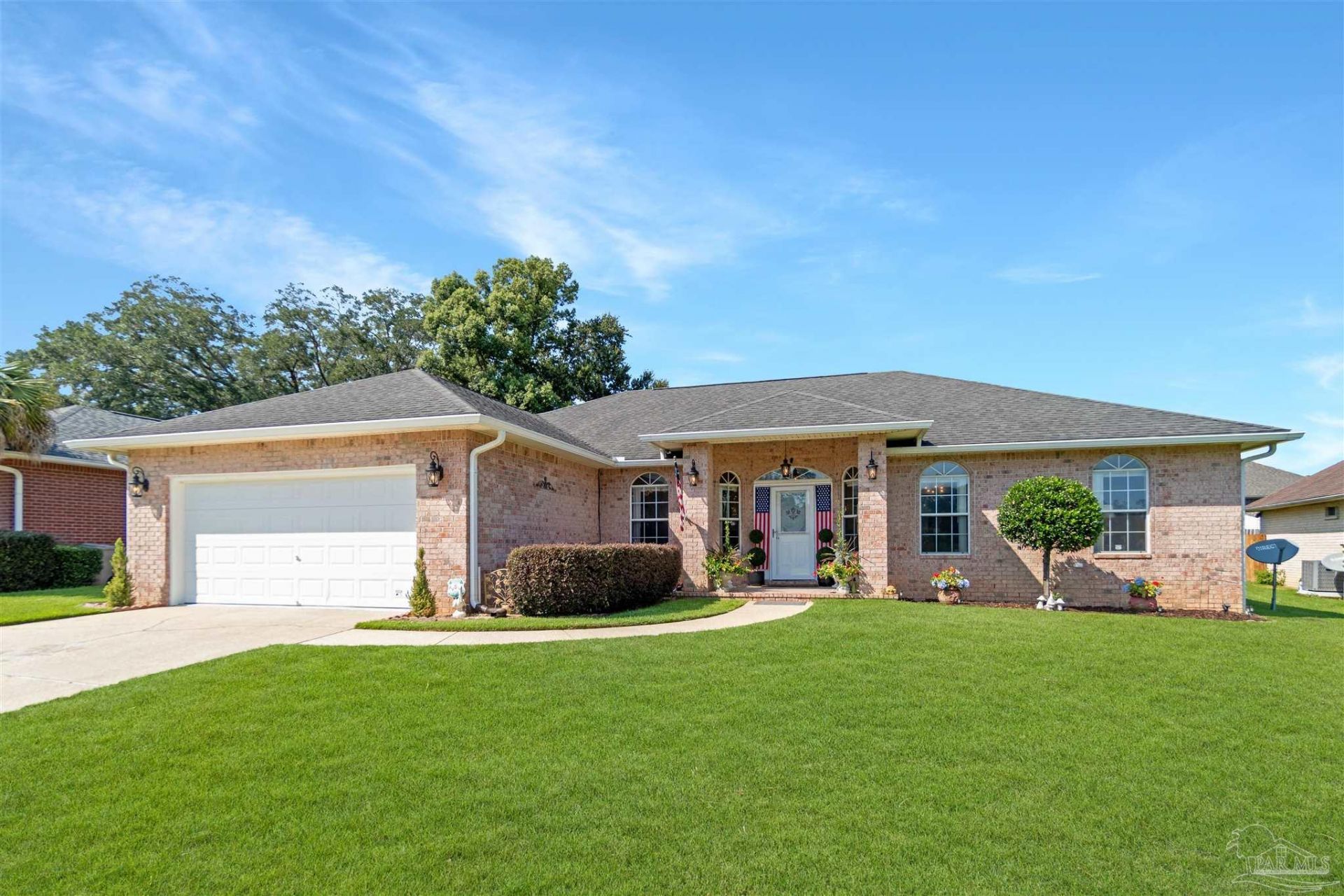 3312 Holt Cir, Pensacola, FL 32526 Main Photo