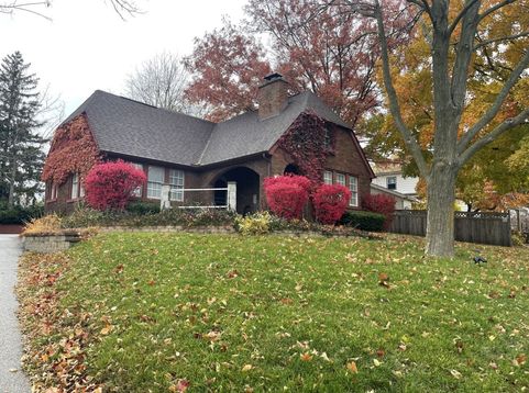 Main Photo