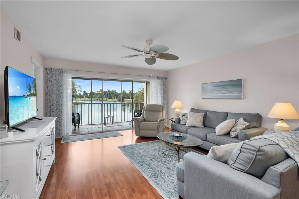 3675 Amberly Cir, Unit C207, Naples, FL 34112 Photo