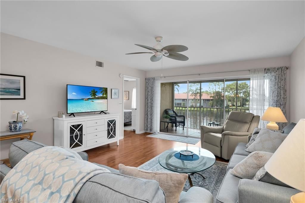 3675 Amberly Cir, Unit C207, Naples, FL 34112 Photo