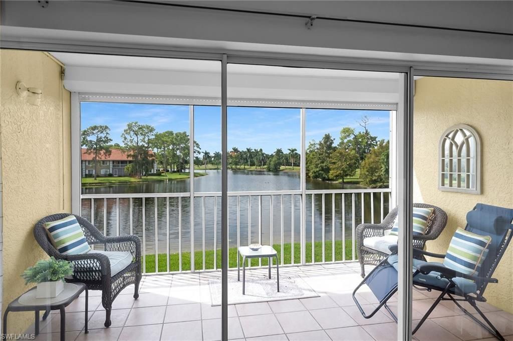 3675 Amberly Cir, Unit C207, Naples, FL 34112 Photo