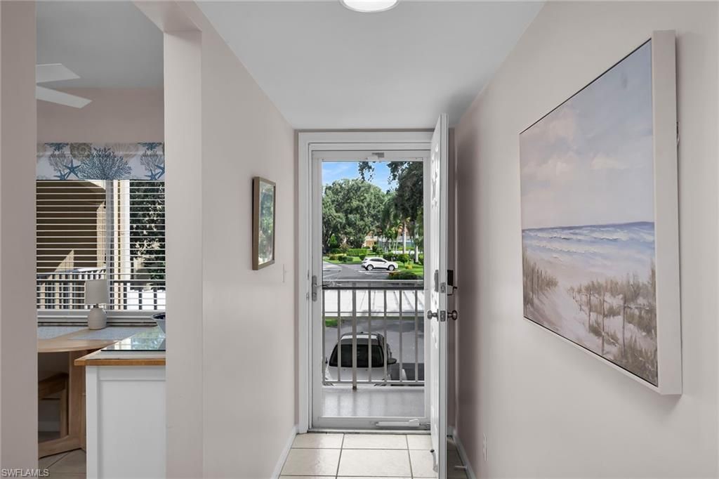 3675 Amberly Cir, Unit C207, Naples, FL 34112 Photo