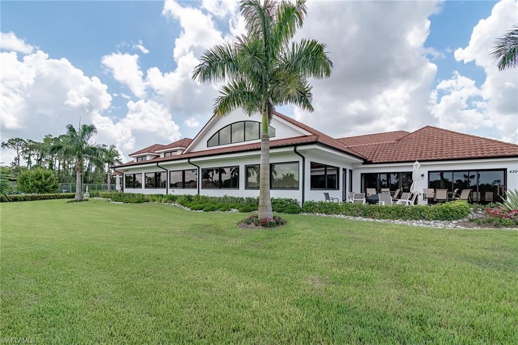 3675 Amberly Cir, Unit C207, Naples, FL 34112 Photo