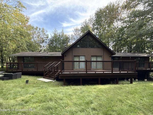 15 Clifton Court , Unit # J1320, Gouldsboro, PA 18424