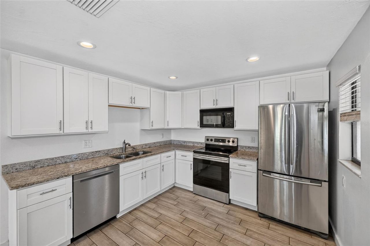 1974/76 Debbie Street, Sarasota, FL 34231 Photo