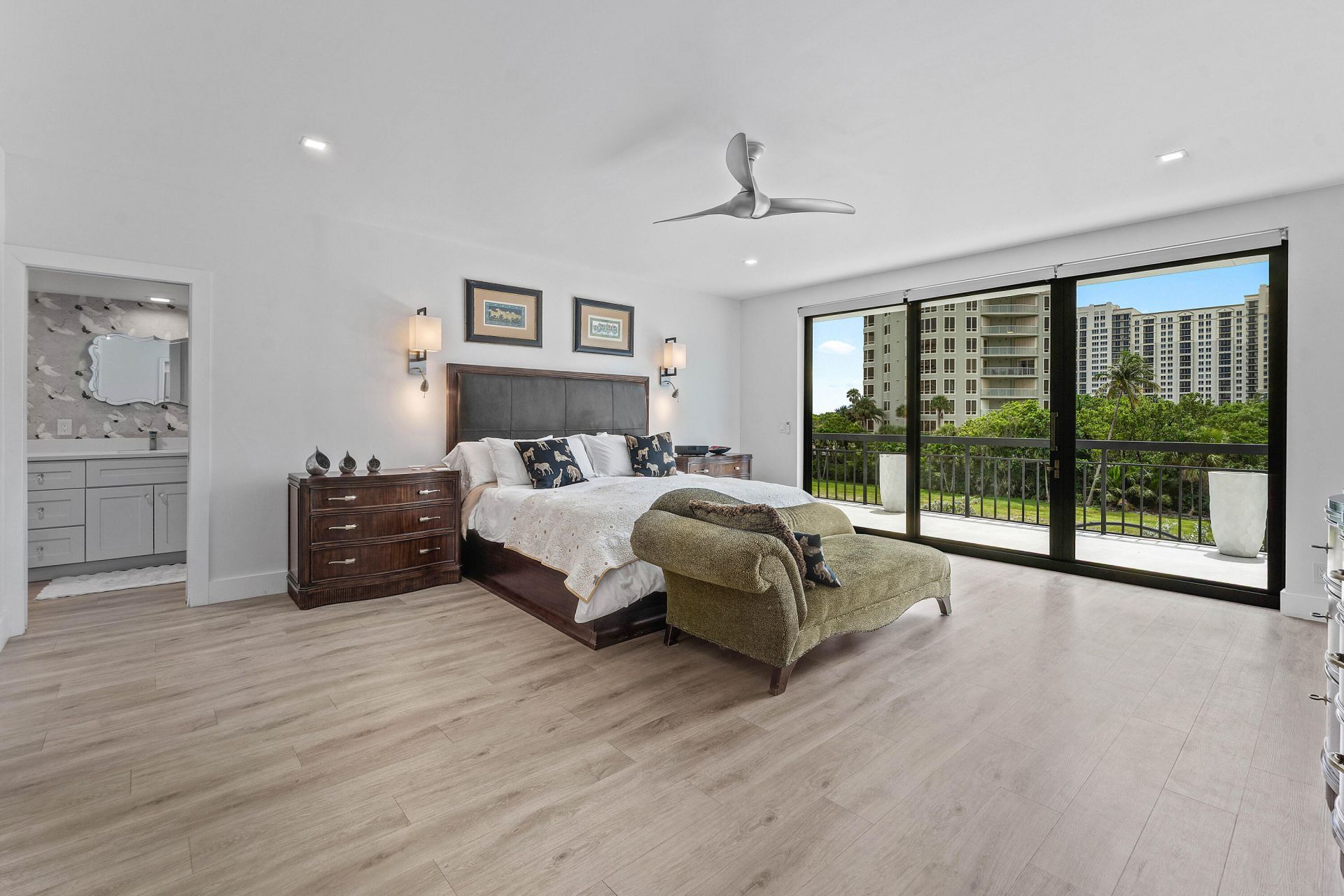 3966 N Ocean Drive, Unit 8, Riviera Beach, FL 33404 Photo