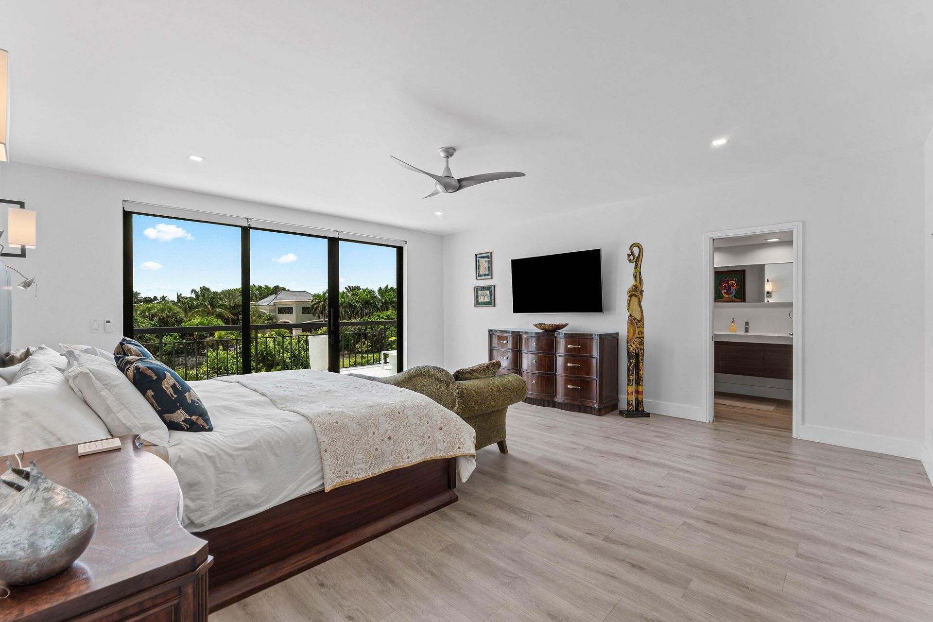3966 N Ocean Drive, Unit 8, Riviera Beach, FL 33404 Photo
